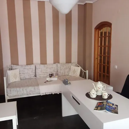 Downtown Across National Archaeological Museum Apartment *
